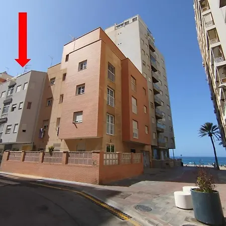 Estupendo Piso Renovado A 30 Metros De La Playa Appartement Almería